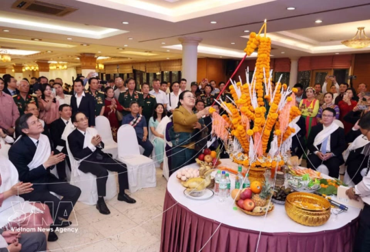 Lao traditional New Year Bunpimay celebrated in Hanoi